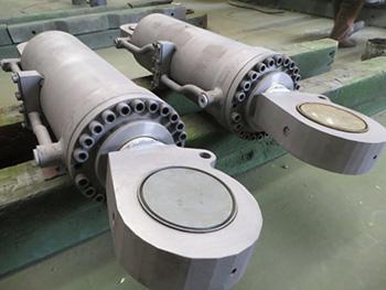 Custom Large Hydraulic Cylinder